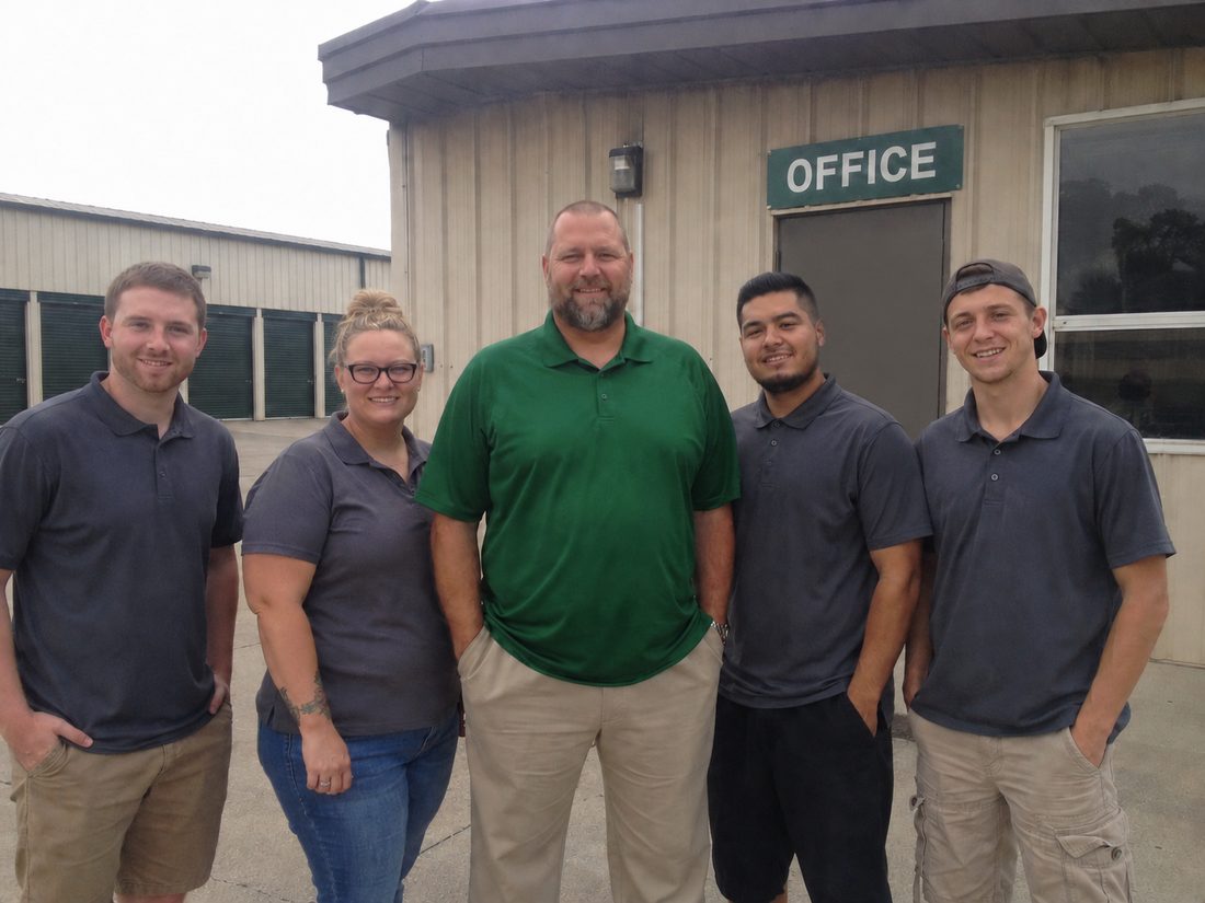 Pest control professionals in Fort Worth, TX